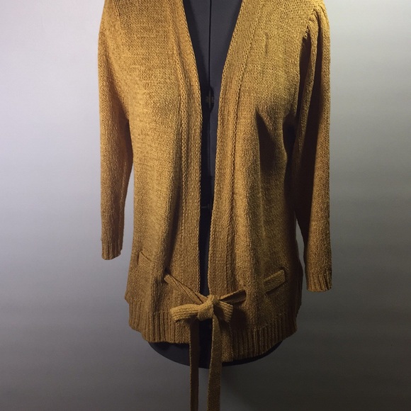 C’est City Belted Front Tie Sweater Size Large - Picture 2 of 9